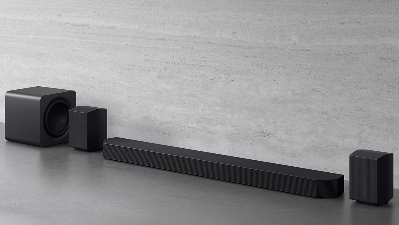 Samsung HW-Q990F 11.1.4-Channel Dolby Atmos Soundbar System Samsung HW-Q990F 11.1.4-Channel Dolby Atmos Soundbar System