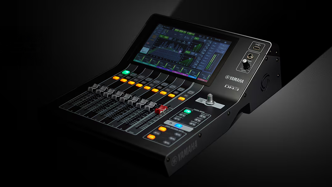 Yamaha DM3-D Digital Mixing Console with Dante Yamaha DM3-D Digital Mixing Console with Dante