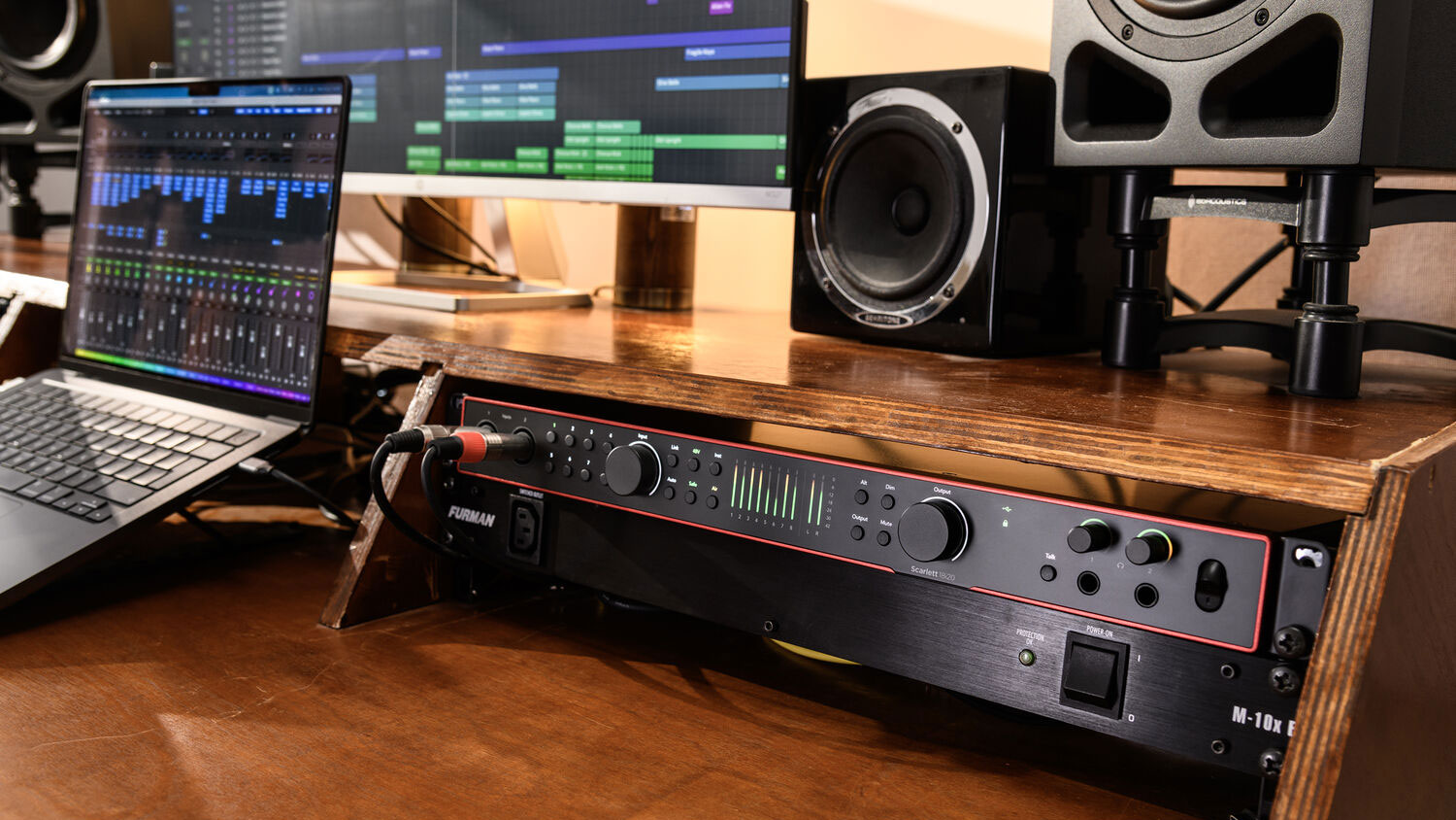 Focusrite Scarlett 18i20 USB-C Audio/MIDI Interface