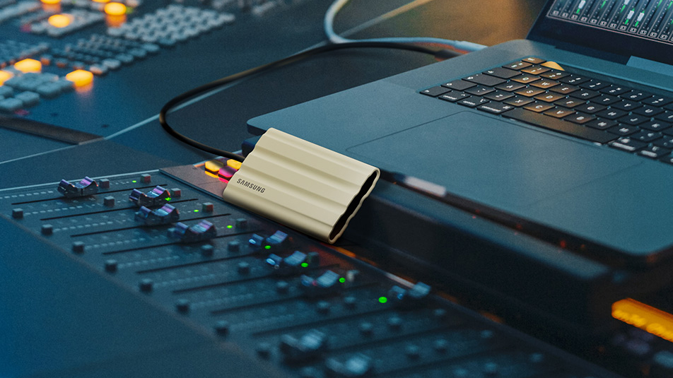 Samsung T7 Shield Portable SSD