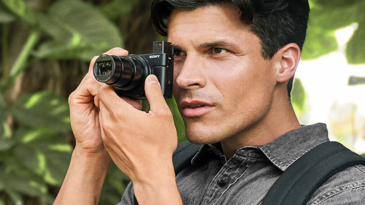 Sony RX100 VII Digital Camera