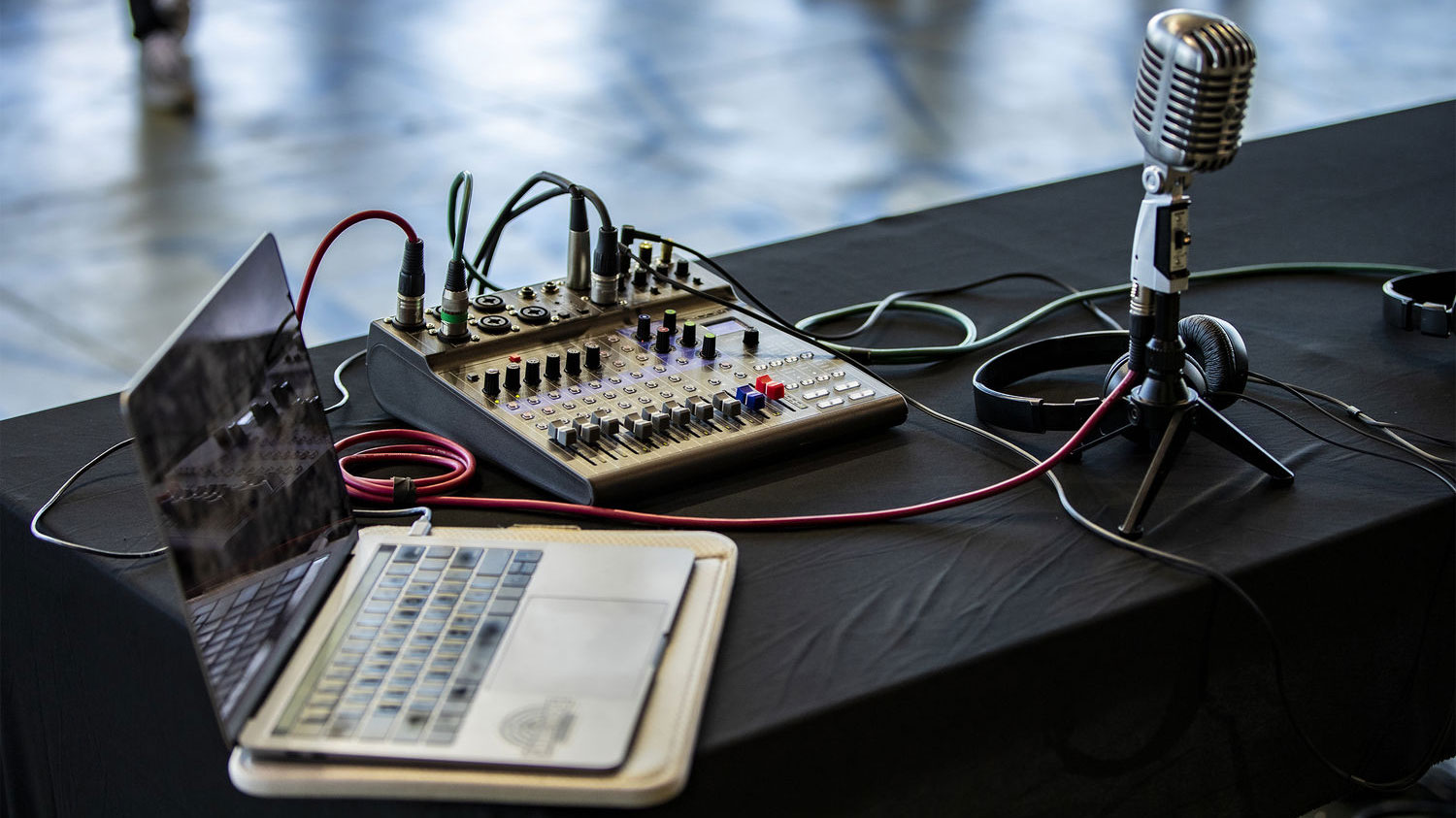 Zoom LiveTrack L-8 Zoom LiveTrack L-8