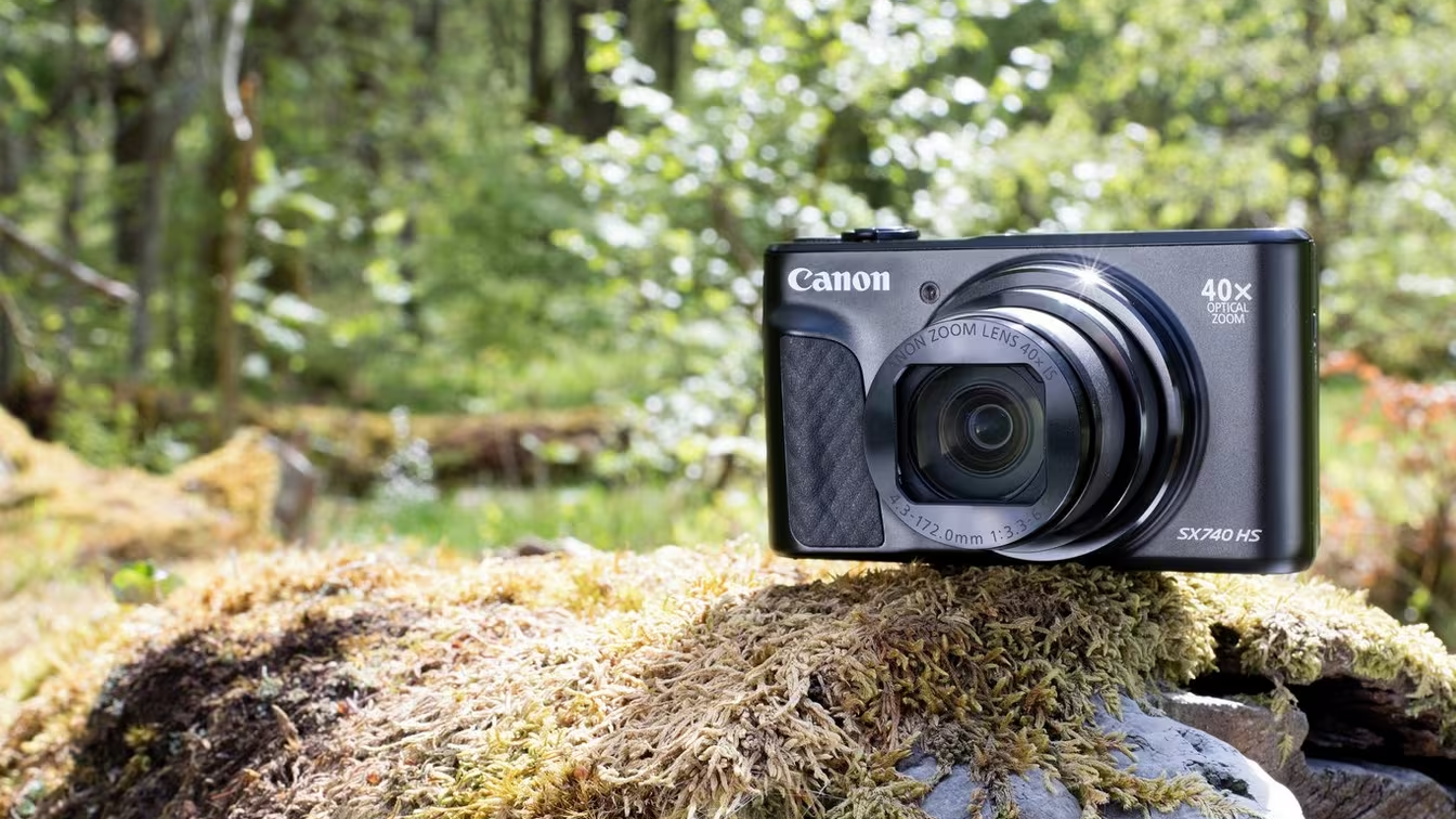 Canon PowerShot SX740 HS Digital Camera Canon PowerShot SX740 HS Digital Camera