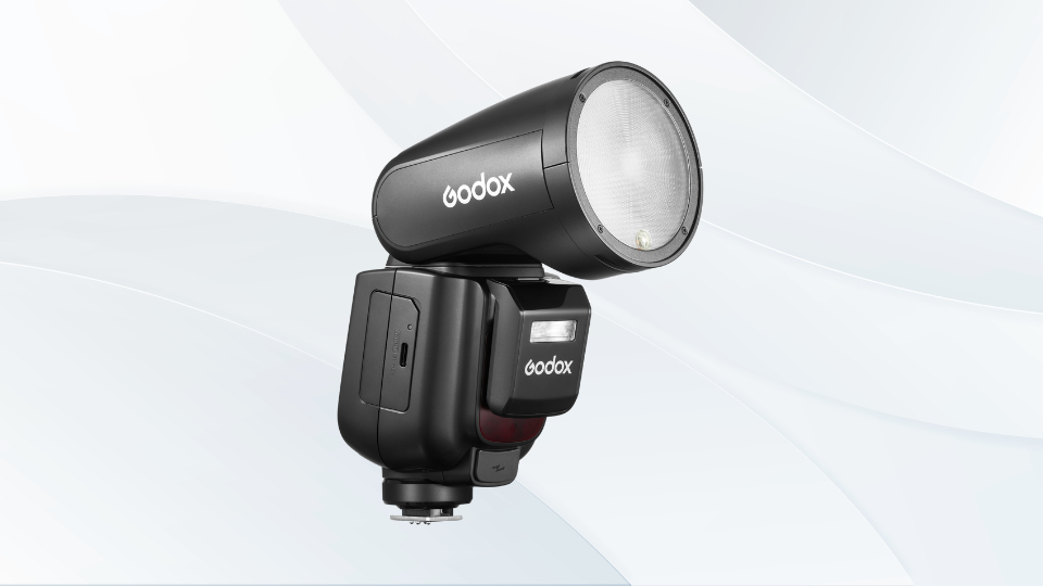 Godox V1Pro with SU-1 Sub-Flash installed