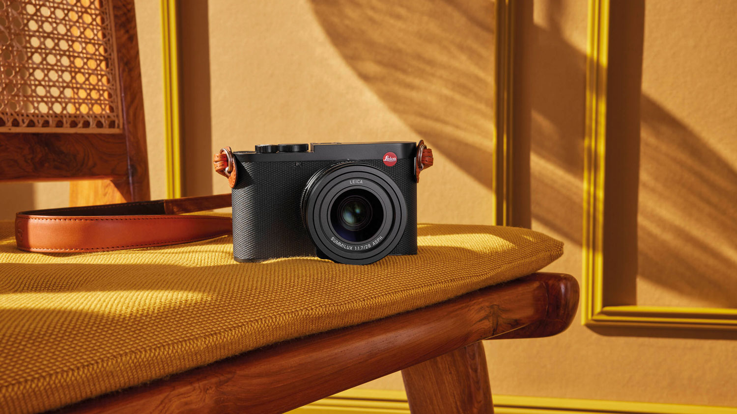 Leica Q3 Digital Camera