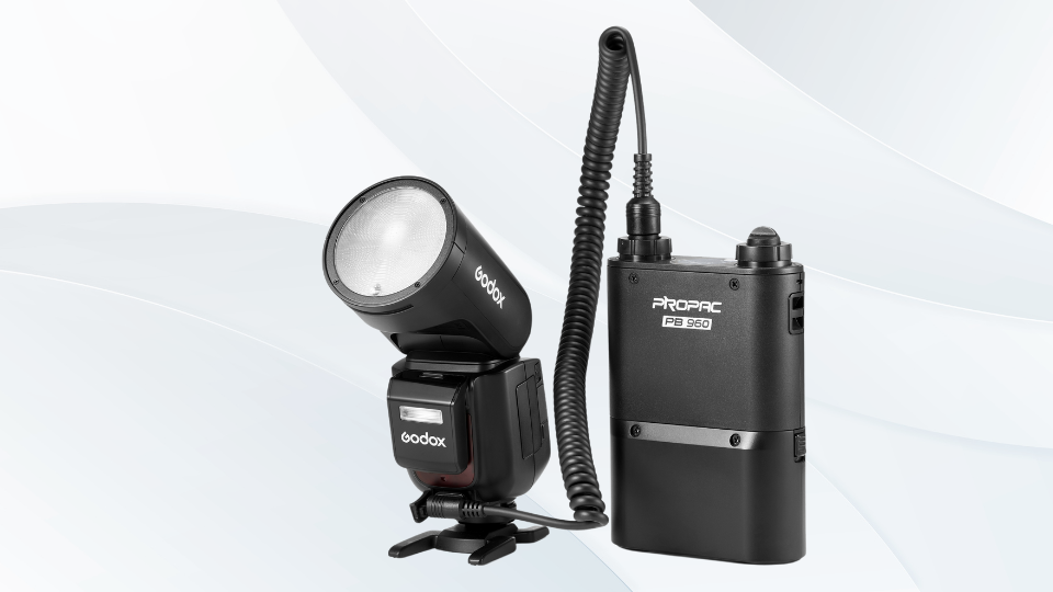 Godox V1Pro flash with PB960 PROPAC lithium-ion battery