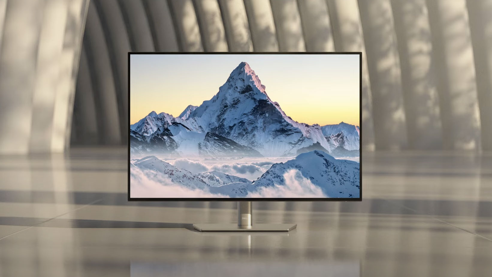 Dell UltraSharp 31.5" 4K HDR Monitor