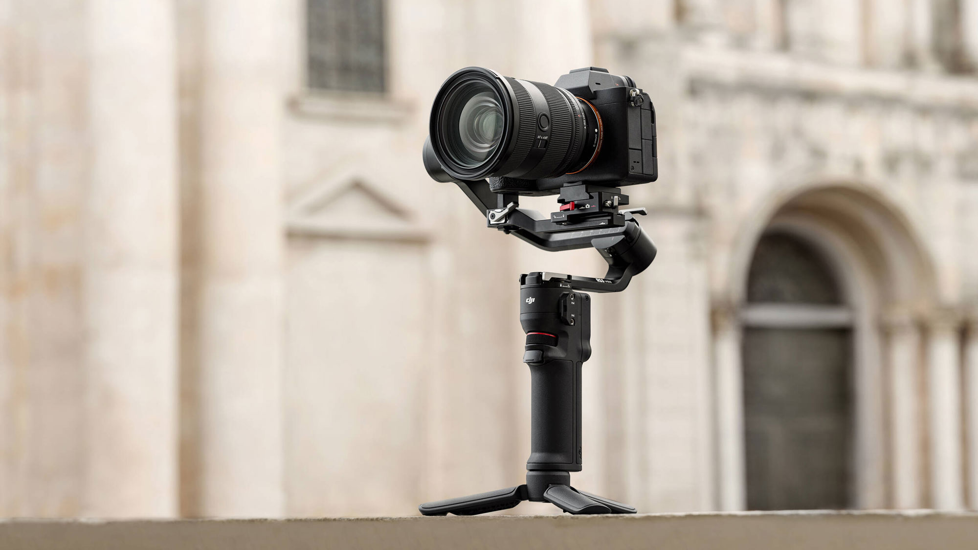 DJI RS 3 Mini Gimbal Stabilizer