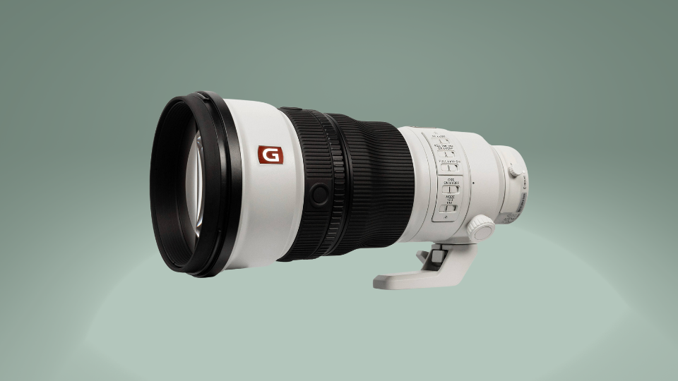 Sony FE 300mm f/2.8 GM OSS Lens Sony FE 300mm f/2.8 GM OSS Lens