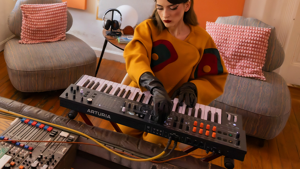 Arturia MiniFreak 49 Synthesizer