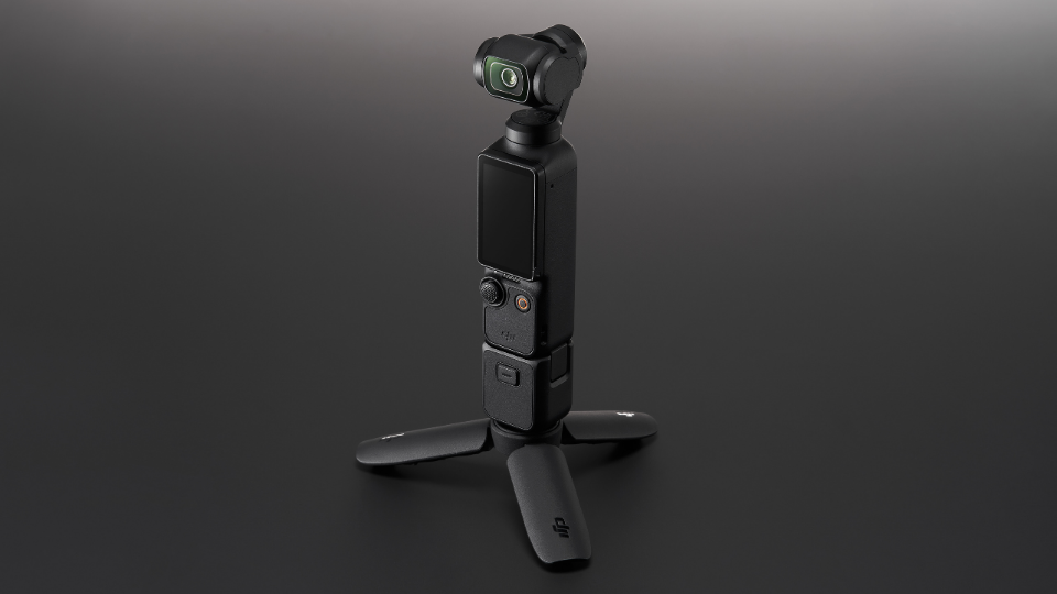 Osmo Pocket 3 Gimbal Camera with Mini Tripod Osmo Pocket 3 Gimbal Camera with Mini Tripod