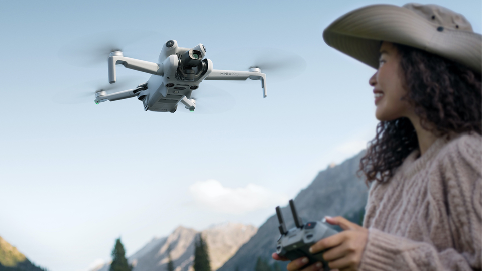 DJI Mini 4 Pro Drone with RC N2 Controller