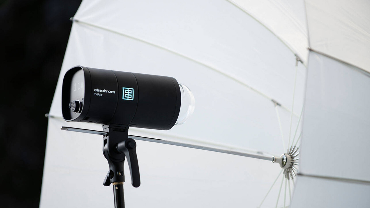 Elinchrom’s THREE off-camera flash sits nicely between the ultra-portable ONE and the larger, more powerful FIVE with power output right in the middle and only slightly larger than the ONE.