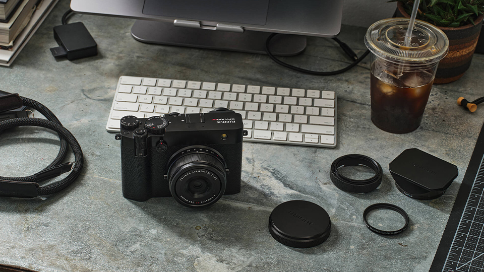 FUJIFILM GFX100RF Digital Camera FUJIFILM GFX100RF Digital Camera