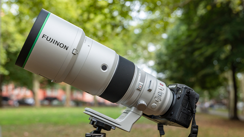 FUJIFILM XF 400mm f/4.5 R LM OIS WR Lens FUJIFILM XF 400mm f/4.5 R LM OIS WR Lens