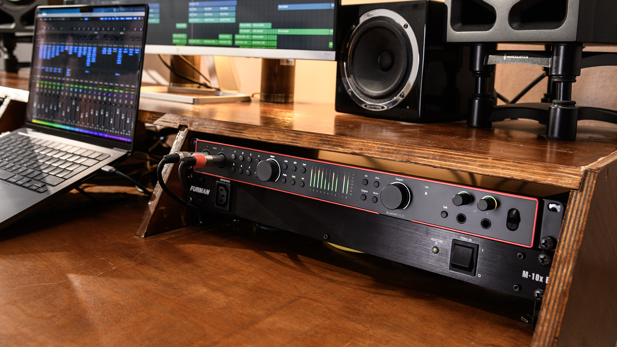Focusrite Scarlett 18i20 USB-C Audio/MIDI Interface (4th Generation) Focusrite Scarlett 18i20 USB-C Audio/MIDI Interface (4th Generation)