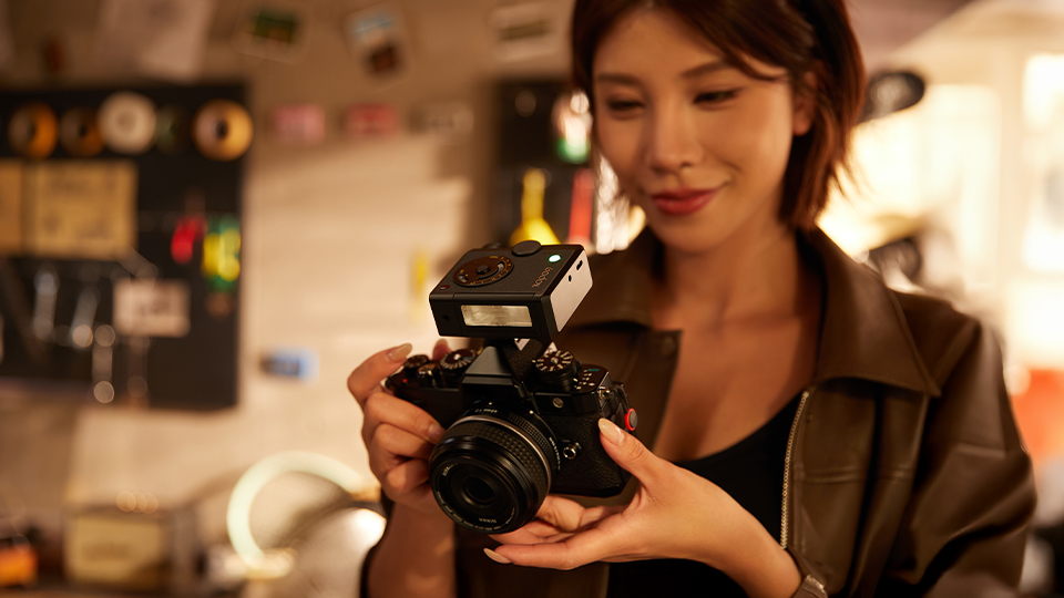 GODOX Lux Junior II Ease of Use