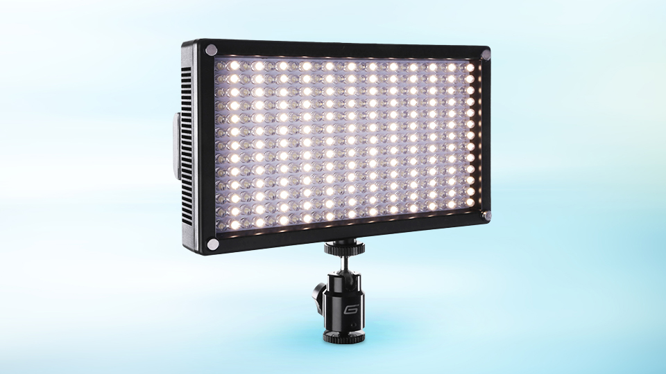 Genaray LED-7100T 312 LED Variable-Color On-Camera Light Genaray LED-7100T 312 LED Variable-Color On-Camera Light
