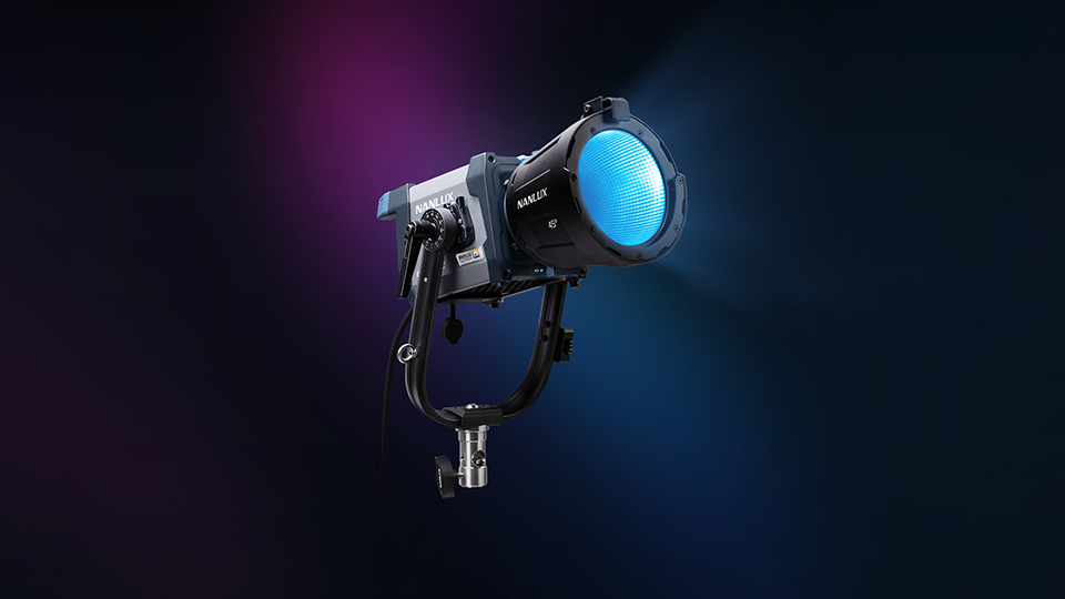 Nanlux Evoke 150C RGB LED Spot Light Nanlux Evoke 150C RGB LED Spot Light