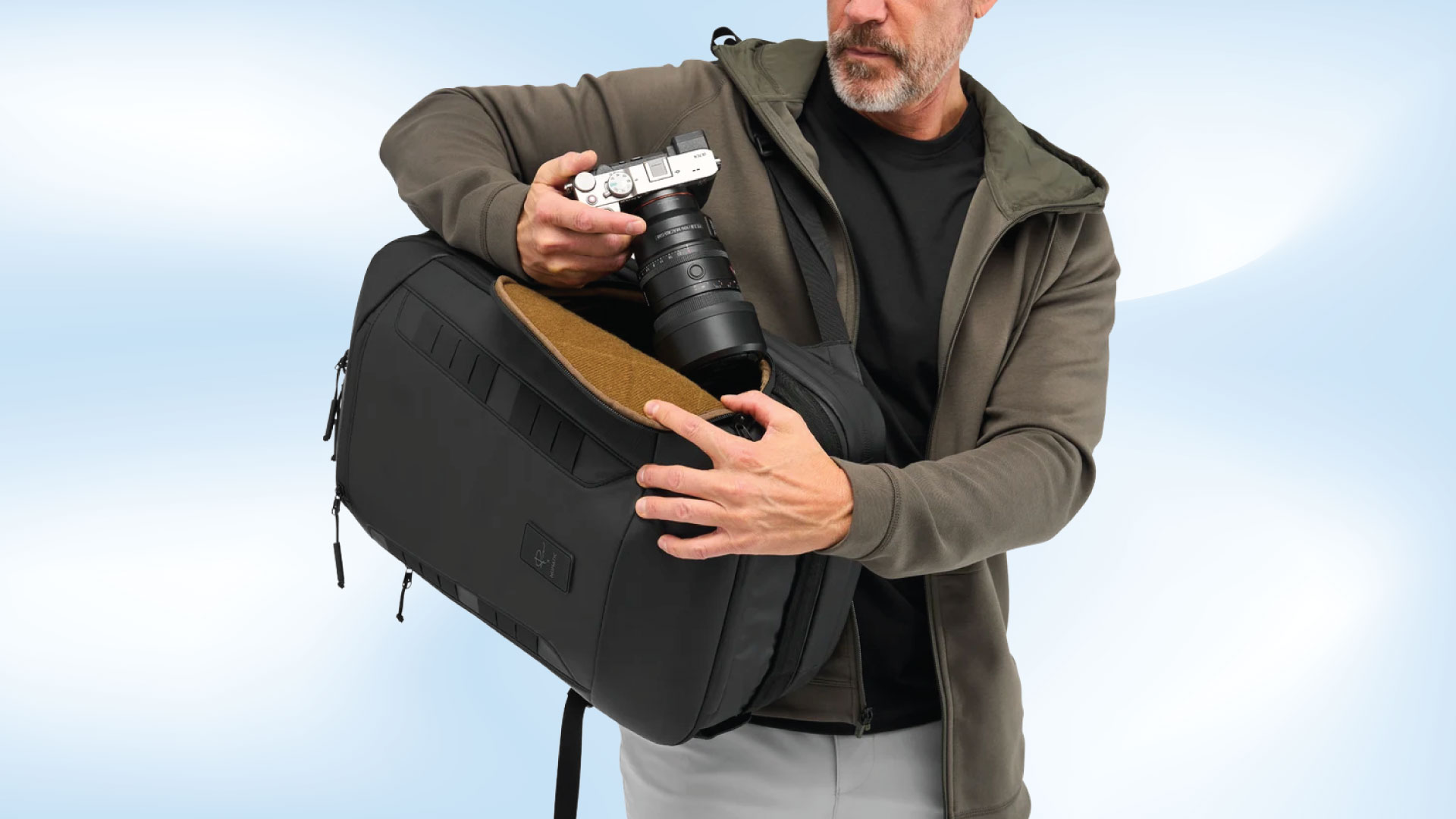 Nomatic McKinnon Camera Backpack V2 Nomatic McKinnon Camera Backpack V2