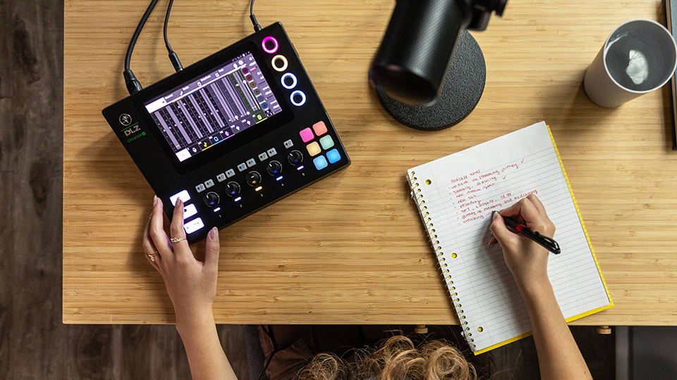 Mackie DLZ Creator XS Adaptive Digital Streaming Mixer