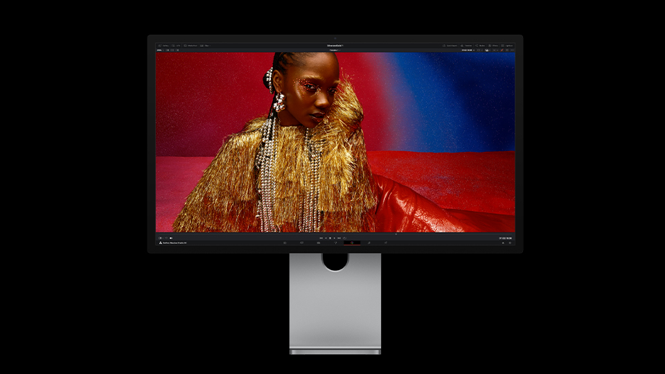 Apple 27" Studio Display XDR Apple 27" Studio Display XDR