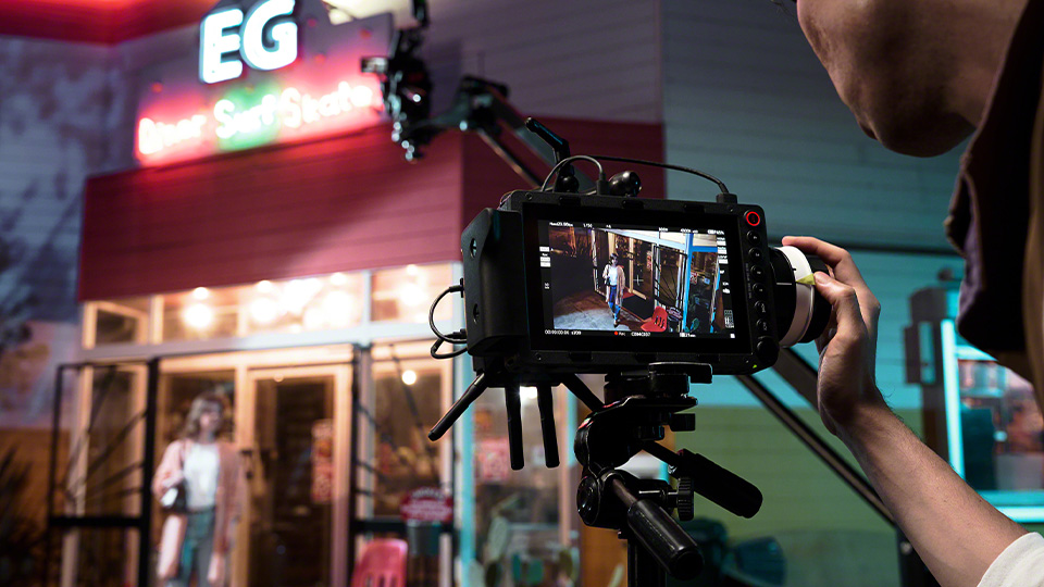 Wireless Operation with Sony Cinema Line Monitor Controller