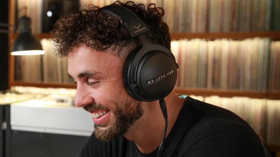 Beyerdynamic DT 1770 PRO MKII Over-Ear Closed-Back Studio Monitoring Headphones Beyerdynamic DT 1770 PRO MKII Over-Ear Closed-Back Studio Monitoring Headphones