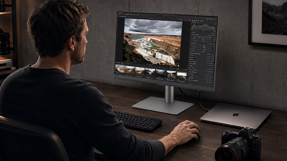BenQ PD2732U 27" 4K Professional Monitor BenQ PD2732U 27" 4K Professional Monitor