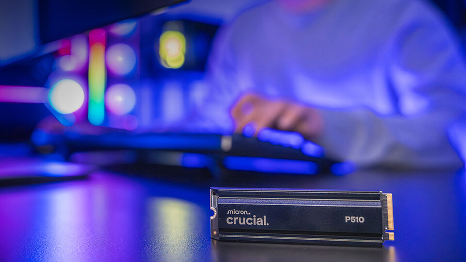 Crucial 1TB P510 PCIe 5.0 M.2 Internal SSD with Heatsink