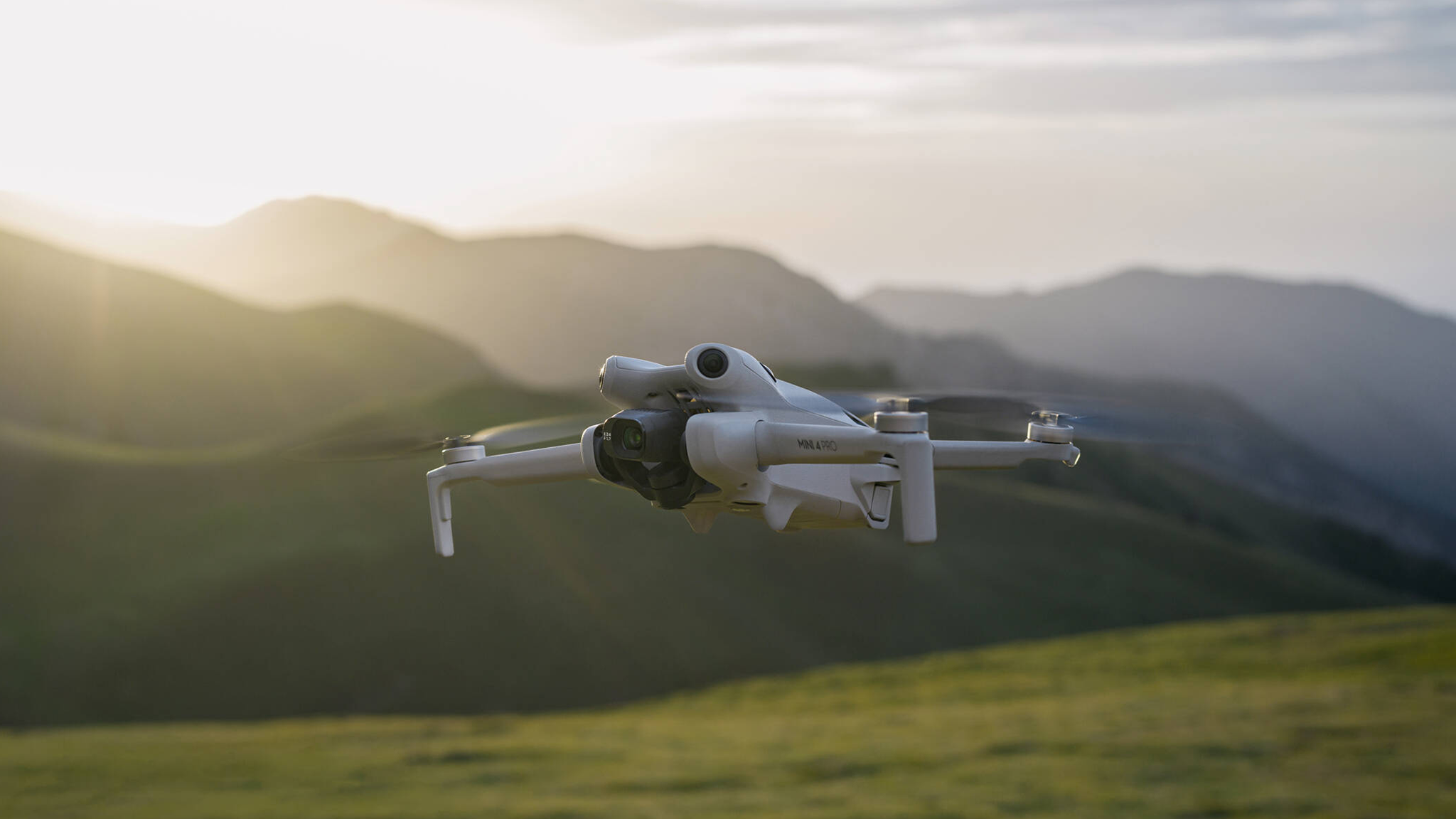 DJI Mini 4 Pro Drone with RC-N2 Controller