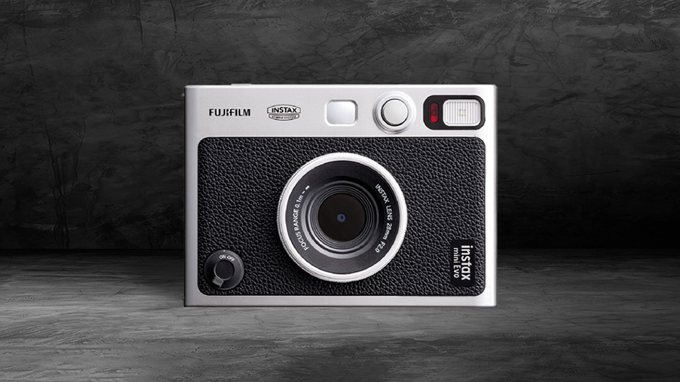 FUJIFILM INSTAX MINI EVO Hybrid Instant Camera (Black) FUJIFILM INSTAX MINI EVO Hybrid Instant Camera (Black)