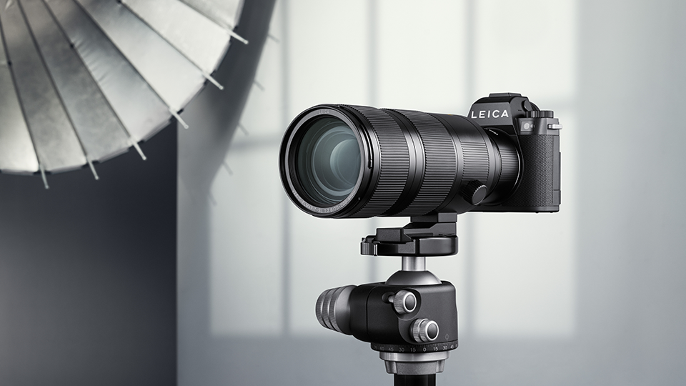 Leica Vario-Elmarit-SL 70-200mm f/2.8 ASPH Lens Leica Vario-Elmarit-SL 70-200mm f/2.8 ASPH Lens