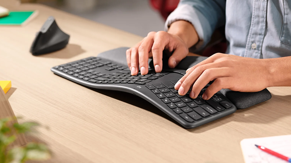 Logitech Wireless ERGO K860 Split Keyboard Kit Logitech Wireless ERGO K860 Split Keyboard Kit