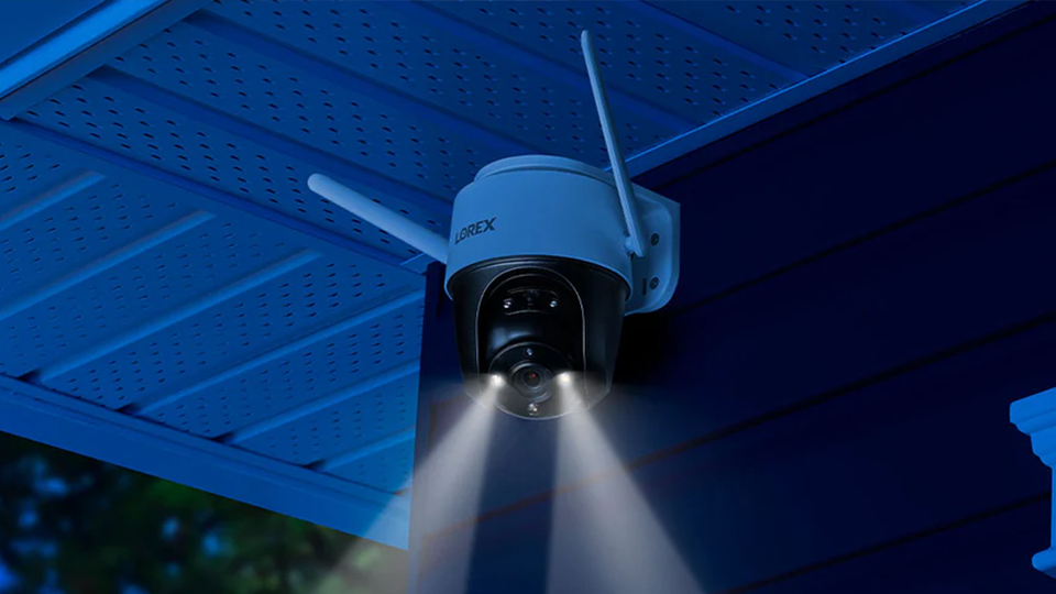 Lorex Fusion F461AQD-E Pan-and-Tilt Camera Lorex Fusion F461AQD-E Pan-and-Tilt Camera