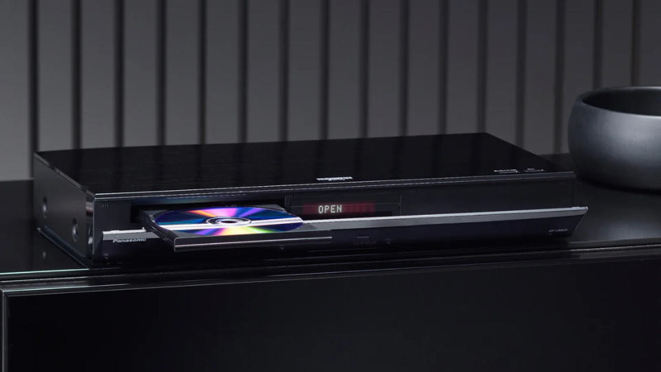 Panasonic DP-UB820-K HDR 4K UHD Network Blu-ray Player Panasonic DP-UB820-K HDR 4K UHD Network Blu-ray Player