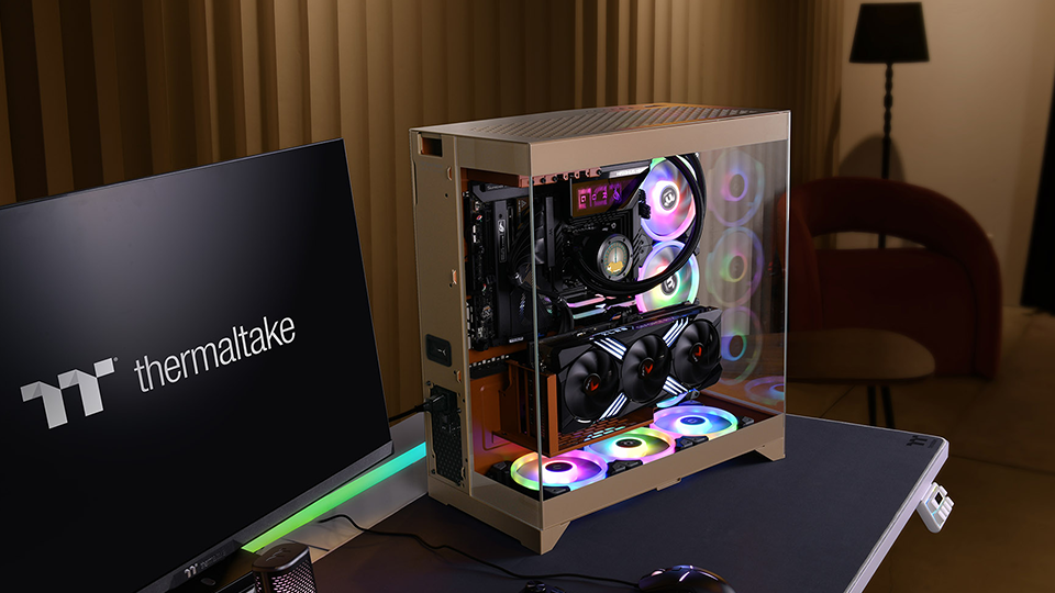 Thermaltake CTE E550 TG Mid Tower E-ATX Computer Chassis Thermaltake CTE E550 TG Mid Tower E-ATX Computer Chassis