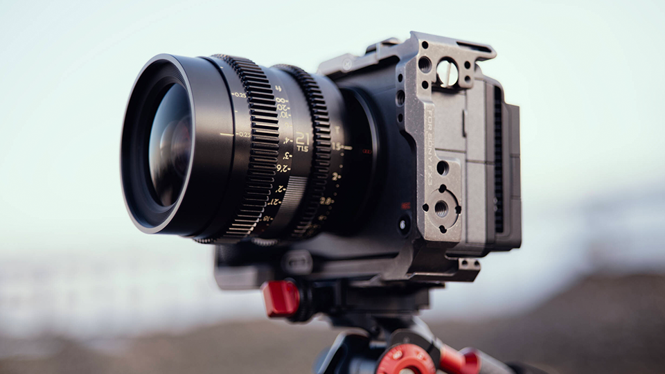 Thypoch Simera-C 21mm T1.5 Cine Lens Thypoch Simera-C 21mm T1.5 Cine Lens