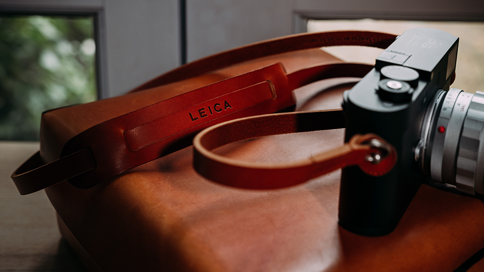 Leica M11-D Leather Carrying Strap (Cognac) Leica M11-D Leather Carrying Strap (Cognac)