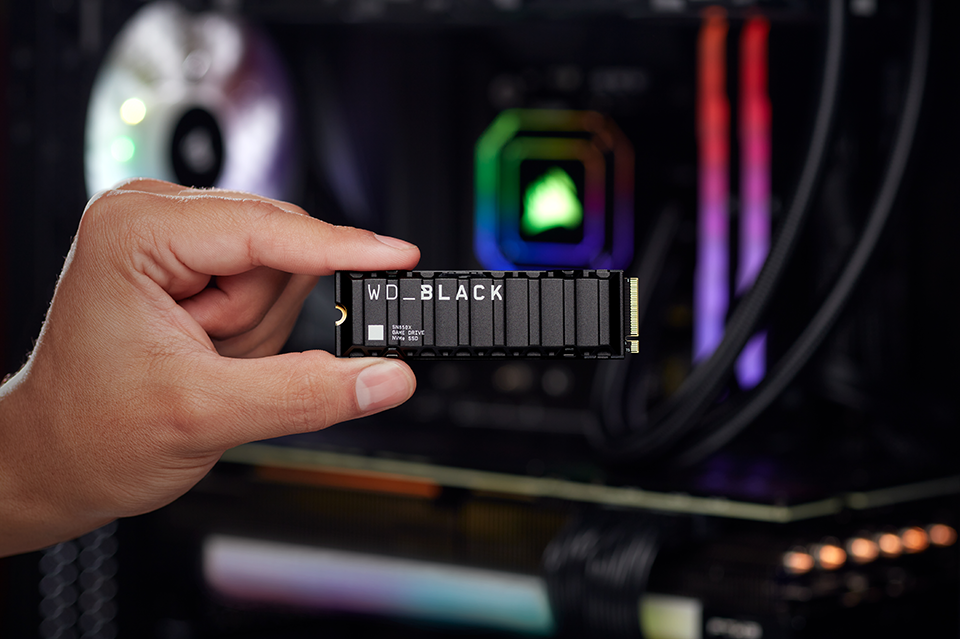 WD 1TB WD_BLACK SN850X Gaming Internal NVMe PCIe 4.0 SSD with Heatsink