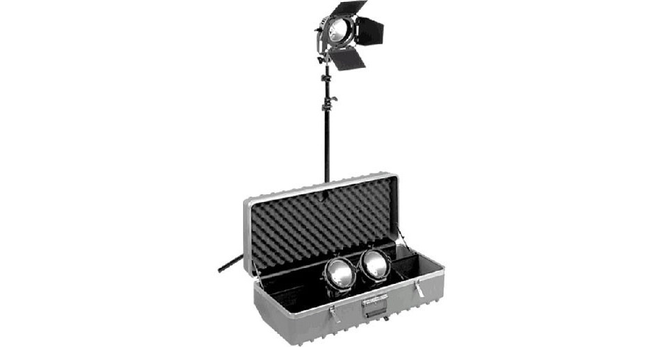 ARRI ARRILITE 600 照明キット 3灯セット ケース付 ARRI ARRILITE 600 照明キット 3灯セット ケース付 ARRI ARRILITE 600