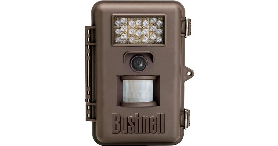 Bushnell Trophy Cam Digital Trail Camera with Night Vision