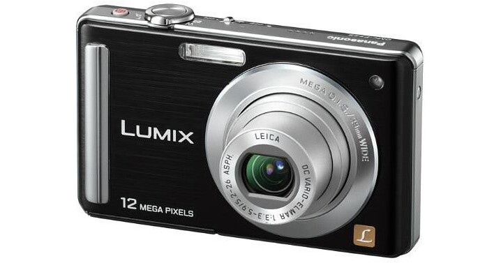 Panasonic LUMIX FS25 ブラック 12メガピクセル Panasonic Lumix DMC-FS25 Digital Camera (Black) with Basic