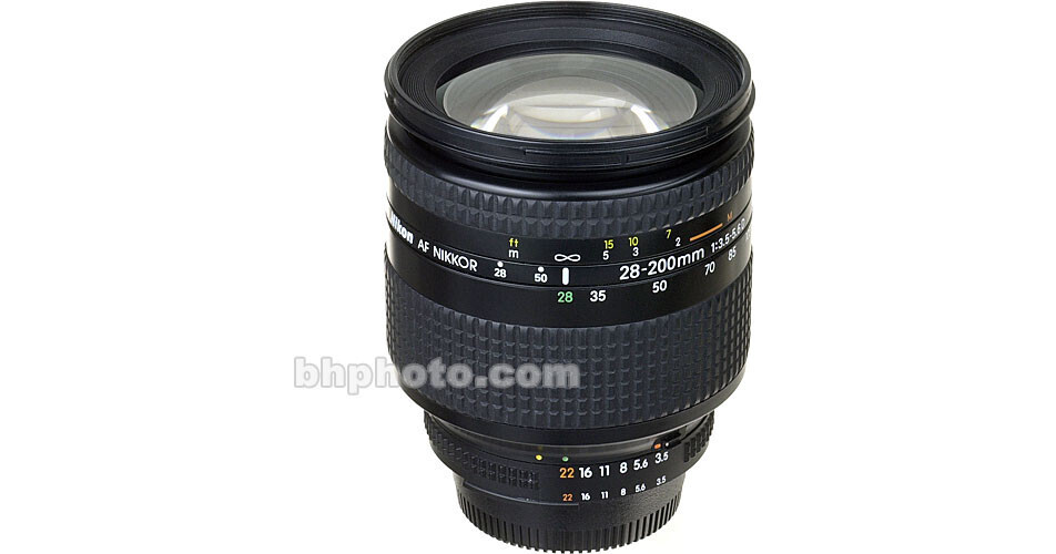 Used Nikon Zoom Wide Angle-Telephoto AF Zoom Nikkor 28-200mm