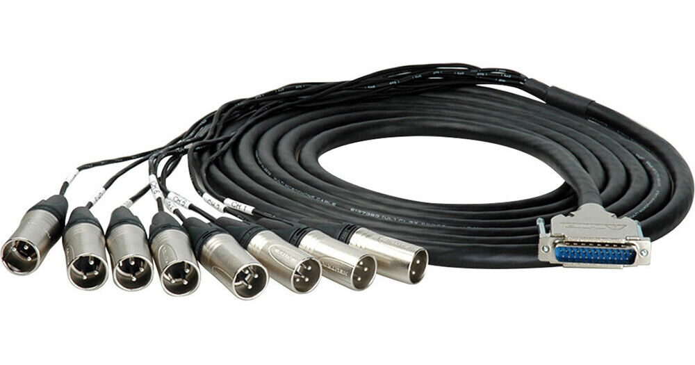 Sescom Analog 25-Pin D-Sub Male to 8 XLR Male Cable 25MA-XM-M15