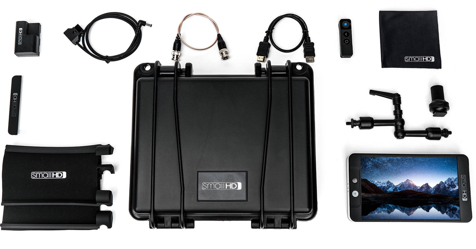 smallhd_mon_702_black_kit1_702