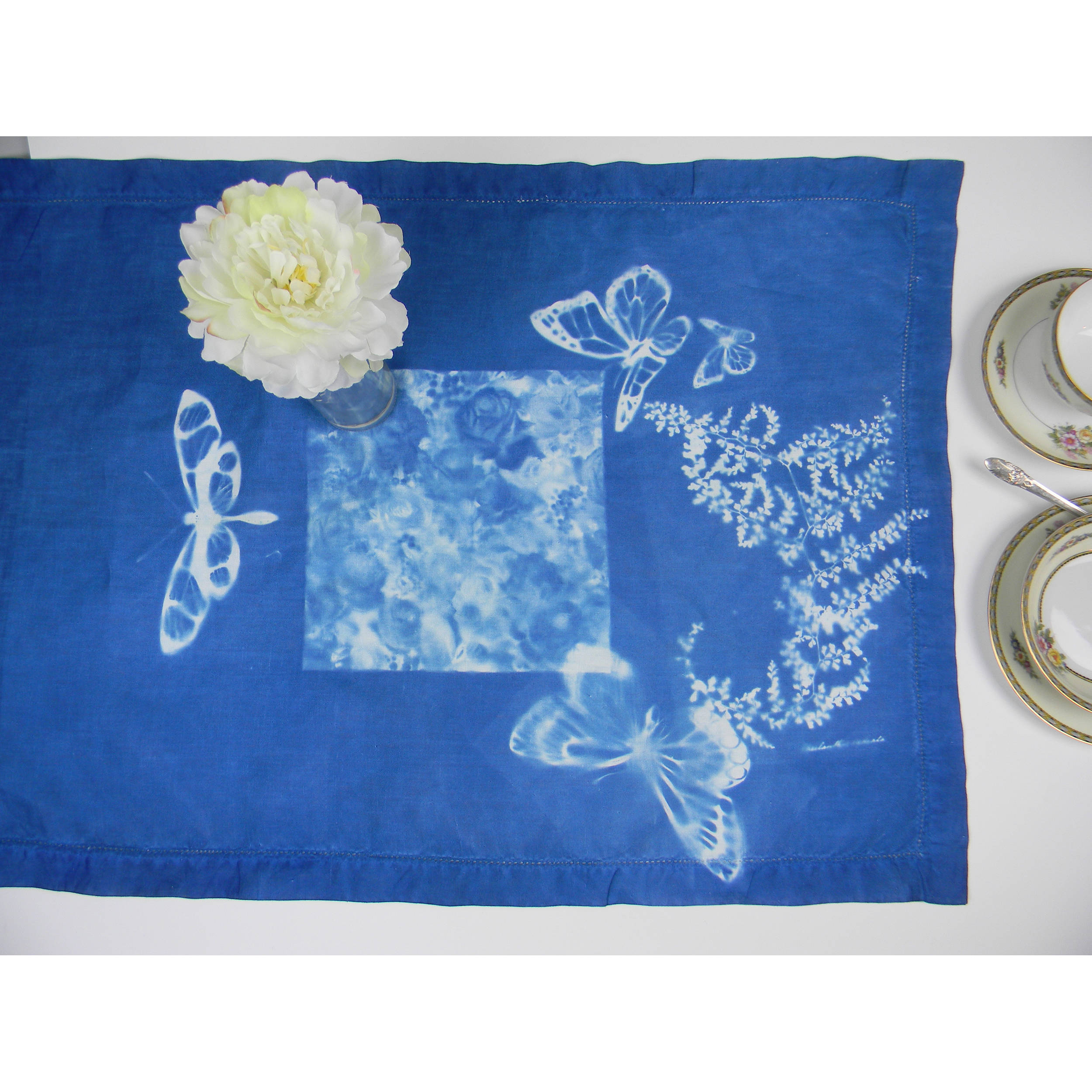 Cyanotype Store Cyanotype Linen Table Runner 16 X 90 162394 cyanotype-store-cyanotype-linen-table-runner-16-x-90-162394