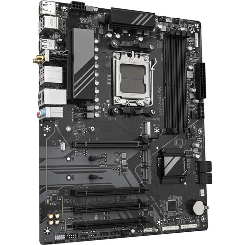 Gigabyte B650 UD AX motherboard