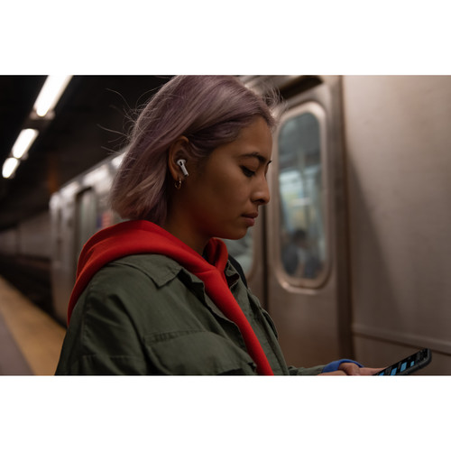 Compare Apple AirPods Pro vs Apple 