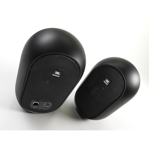 Compare PreSonus ERIS E4.5 vs Mackie 
